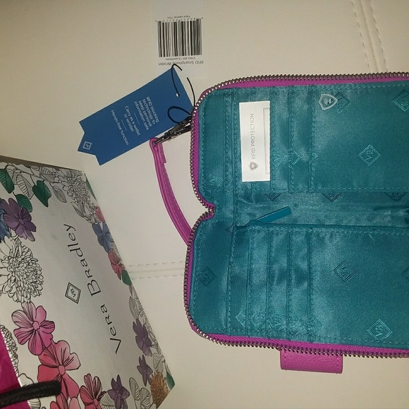 SOLD⚡ RFID SMARTPHONE Wristlet 💓😉 - Picture 3 of 3